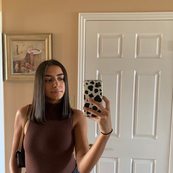 Meet your Posher, Daniela - Picture 1 of 1